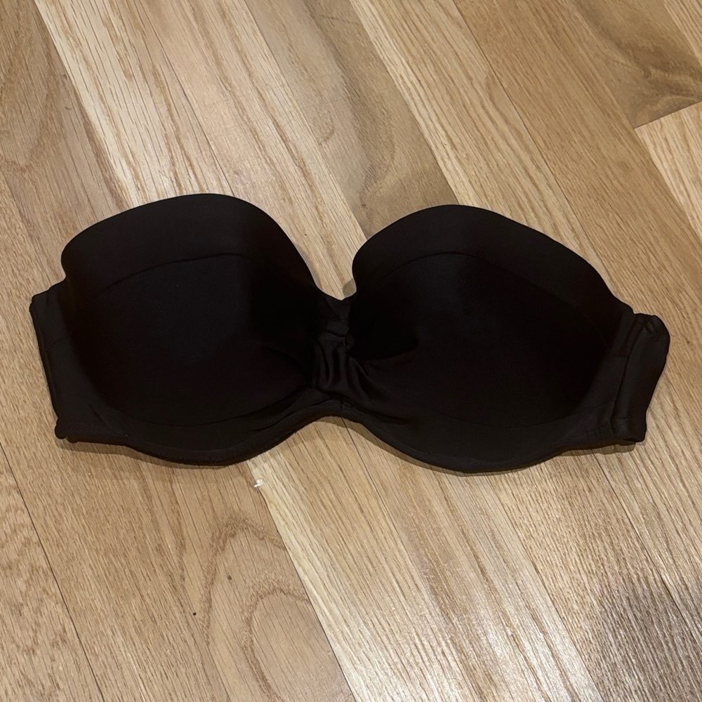 VENUS Women’s Bathing Suit Bikini Top, Size C (32D, 34C/36B), Excellent Cond!